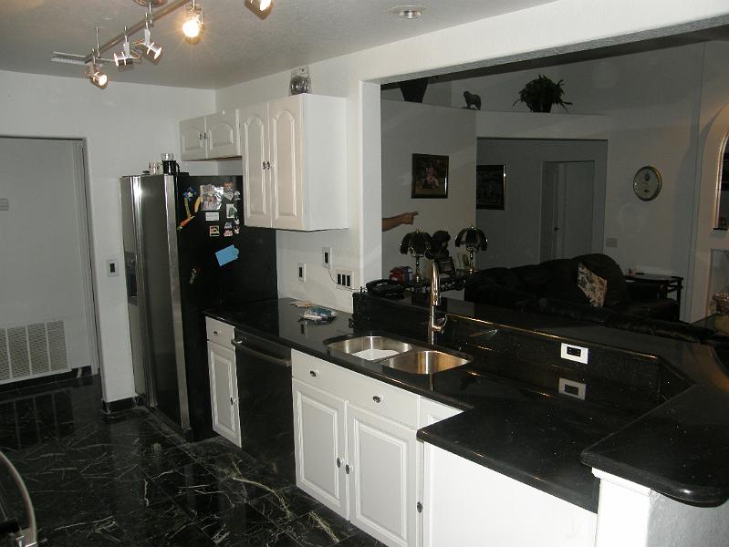 10 Kitchen Compelte.JPG